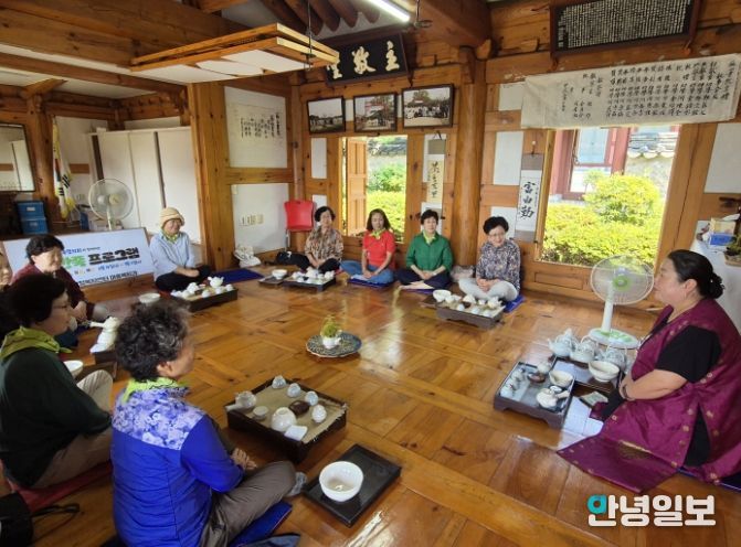 마을공유공간 담쟁이, 시흥지역사회교육협의와 함께 우리 동네 역사 바로 알기