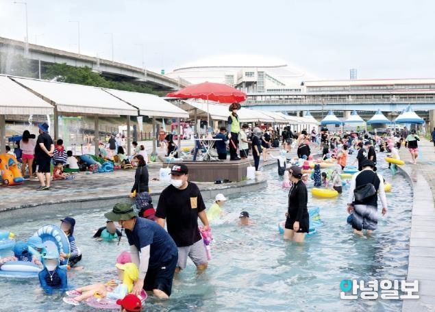 광명시민체육관 안양천 어린이 물놀이장 개장