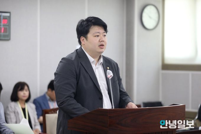 수원특례시의회 배지환 의원(국민의힘, 매탄1·2·3·4)