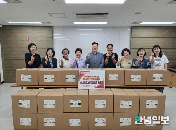 오산남부종합사회복지관·오산지인회, 추석맞이 음식 나눔 및 장학금 전달