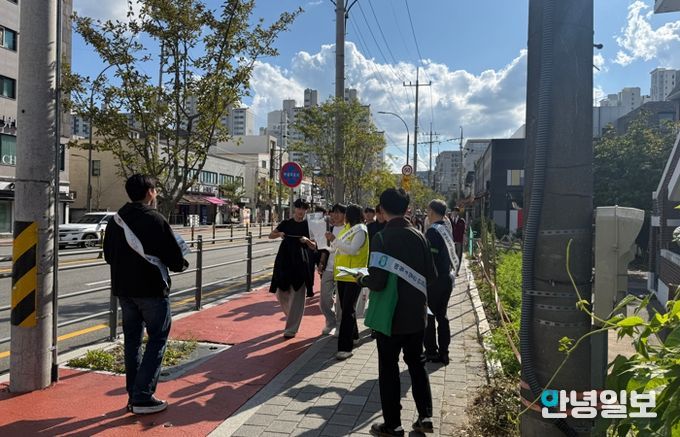 용인특례시는 24일 개인형 이동장치(PM) 안전 캠페인을 실시했다