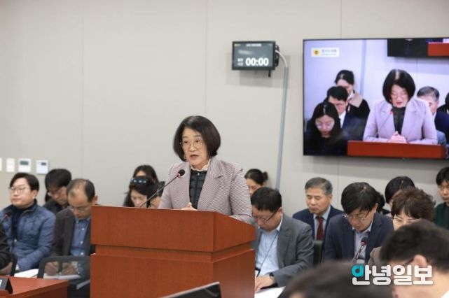 신미숙 의원(더불어민주당, 화성4)