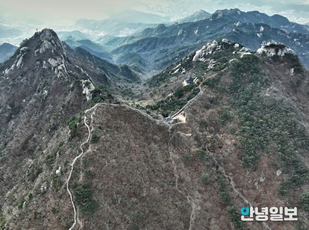 북한산성 대남문 주변 드론 사진.jpg 바로보기1.북한산성 대남문 주변 드론 사진