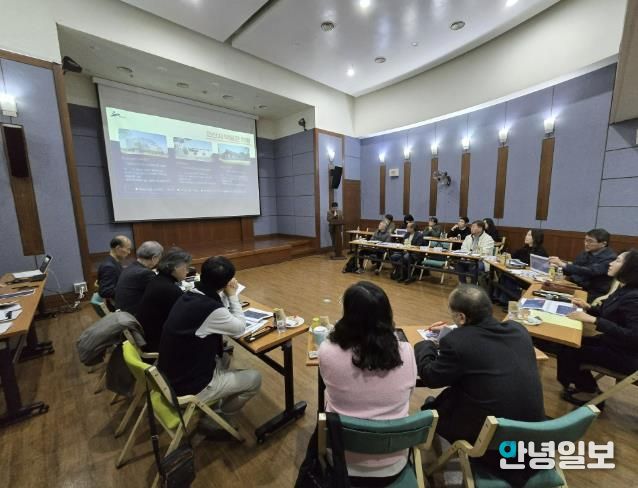 23일 안산 성호박물관에서 '2026년 안산시 박물관운영자문위원회'가 진행중이다.