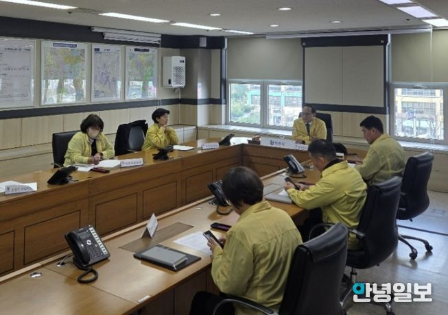 부천시는 3월 18일 숙박업소 안전점검 회의를 개최했다.