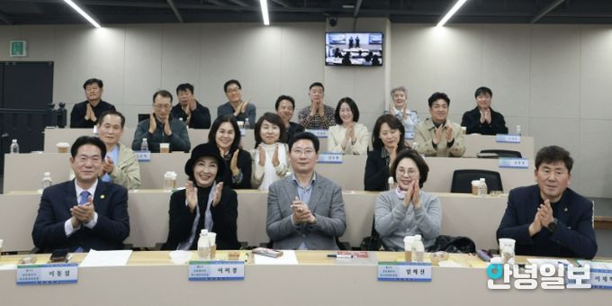 이상일 용인특례시장이 3월 31일 저녁 강남대학교 글로벌리더 최고경영자과정 수강생을 대상으로 특강을 진행했다.