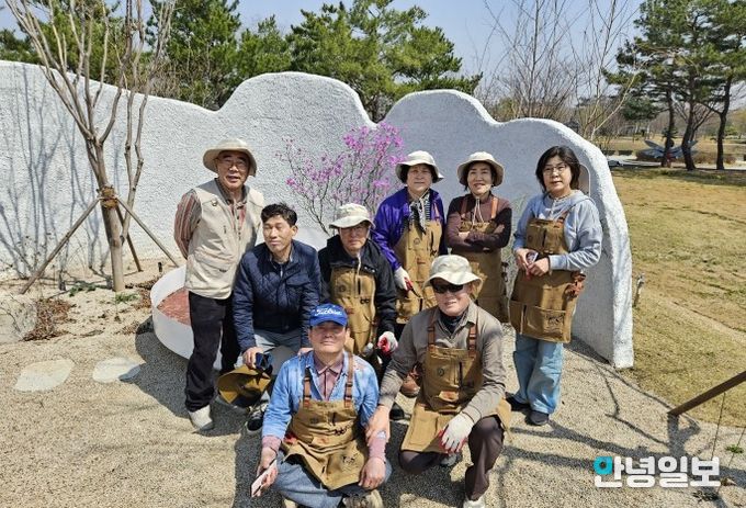 평택시민정원사, 전시정원 가꾸며 ‘시민 참여형 관리’ 실천