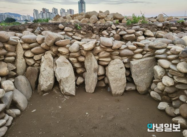 양평 양강섬 적석분구묘